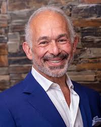 Dr. Isaac Raijman is co-founder of The Arts of Healing Foundation, an  inventor, an artist, and has over 30 years of experience in  Gastroenterology. In his medical practice he specializes in therapeutic