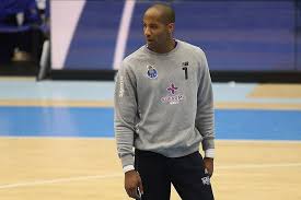 Dragon was arrested for heart disease during training. Facebook