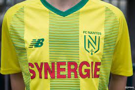 Association football kits of france. Nantes Unveil 19 20 Home Kit Minimalistic Juve Esque New Logo Footy Headlines