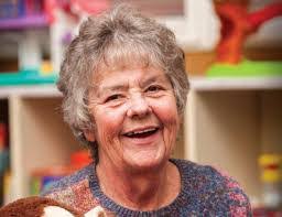 Liz Barnett's Instagram, Twitter & Facebook