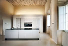 Historic Italian Villa Renovated By Cmt Architetti Interieur Moderne De Cuisine Cuisine Luxe Interieur Design