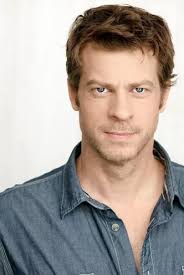 Doug Burch : sa biographie, filmographie, et quelques photos