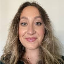 Marisa Spear's Instagram, Twitter & Facebook