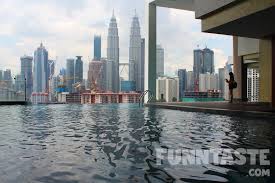 Internet nirkabel tersedia di seluruh hotel, gratis. Tamu Hotel Suites Kuala Lumpur 4 Star Business Class Hotel