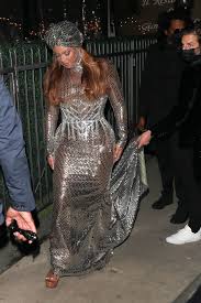 Hilary duff‏подлинная учетная запись @hilaryduff 1 апр. Beyonce Pictured After Grammy 2021 Win At Giorgio E Baldi In Beverly Hills Indian Girls Villa Celebs Beauty Fashion And Entertainment