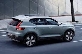 Découvrez les derniers modèles, essais, évaluations, photos, caractéristiques techniques, informations, tarifs, etc. Volvo Xc40 2018 Prix Moteurs Photos Les Infos Officielles