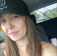 How to find a workout buddy and personal trainer in Lima, Ohio, with a hand  injury?