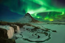 How To Find The Aurora And Take Amazing Photos Northern Lights Northern Lights Iceland Thingvellir National Park