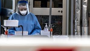 Lombardia, piemonte, basilicata, calabria vanno ad aggiungersi da domenica a con il passaggio in zona gialla, la lombardia adotterà regole più soft rispetto a quelle che hanno. Coronavirus Il Lazio Resta In Zona Gialla Zingaretti Evitate Luoghi Affollati Sono Pericolosi La Repubblica