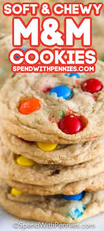Erst gemeinsam backen, dann gemeinsam vernaschen. Easy M M Cookies From Scratch Spend With Pennies