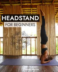 Pin By Domenica Zumaeta On Cuerpo Y Mente Headstand Yoga Yoga Tutorial Videos Yoga For Beginners