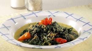 Untuk merasakan manfaat daun singkong, anda bisa mengolahnya sesuai selera. Resep Gulai Daun Singkong Ikan Teri Lezat Pedas Gurih Untuk Hidangan Utama Makan Malam Tribun Batam