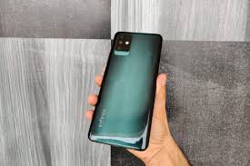 Infinix Note 10 Review: Massive Display ...
