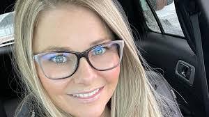 Katie Trask's Instagram, Twitter & Facebook