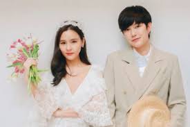 Supphanat chittalila, born february 12, 1991 in ratchaburi province, thailand) is a thai actress, dj, model and singer (the painter band), who became famous after playing the lead role of kim from the movie yes or no (2010). 10 Momen Manis Reuni Aom Sushar Dan Tina Jittaleela Bikin Fans Baper