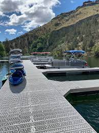 One campground, three rv parks and a public works rv dump station are within a 15 mile radius of smith rock state park. Lake Simtustus Rv Park The Dyrt