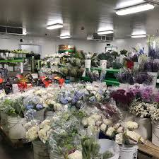 Established in 1969, we're proud to offer our retail partners a wide range of mainstream and exotic flowers and foliage of the very highest quality, sourced worldwide to ensure variety, choice and val About Us Wholesale Florist Denver Co M M Cut Flora