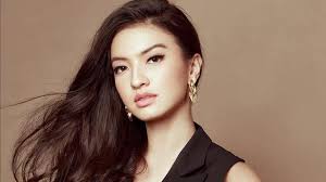 We don't have a biography for raline shah. Jalan Karier Raline Shah Hingga Jadi Direktur Airasia Indonesia Bisnis Liputan6 Com