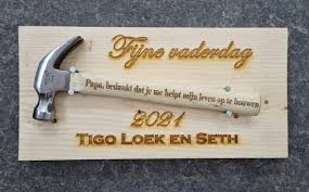 Geef jij je vader graag een avontuurlijk vaderdag cadeau? Bol Com Vaderdag Cadeau Kado Voor Papa Vaderdag Hamer Vaderdagcadeau Gepersonaliseerd