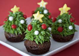 Christmas tree brownies are made with and amazing homemade brownies recipe fun for the kids and delicious we love these christmas tree brownies! Christmas Strawberry Ideas That Are Easy To Make