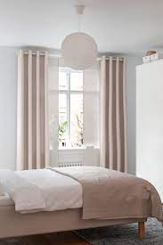 Gardinen und vorhänge klimatisieren den raum, indem sie vor sonneneinstrahlung schützen. Schranklosung Hinter Vorhangen Verschwinden Lassen In 2021 Wohnung Vorhange Vorhange Schlafzimmer Gardinen Wohnzimmer Modern