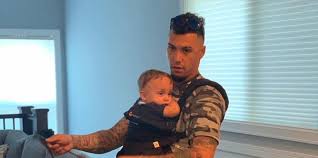 He made his major league debut in june 2016 with the seattle mariners, where he played between 2016 and 2018. Photo Javier Baez And Son Aj Mlb Com