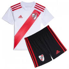 The compact squad overview with all players and data in the season overall squad club atlético river plate. River Plate Trikot River Plate Fan Artikel River Plate Fanshop Online Trikotsatz Fussball