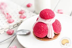 Details Sur La Recette Nom De La Recettesaint Honore Aux Fruits Rouges Framboise Fraise Des Bois Et Myrtil Alimentation Desserts Francais Desserts Fantaisie