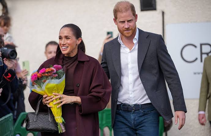 Meghan Markle, Prince Harry greeted by crowds in official joint outing:  'It's great to be Back