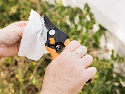 Follow our full instructions >>. Protect And Store Garden Tools For Winter Hgtv