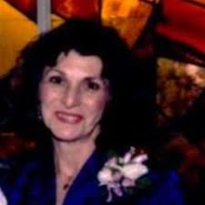 Mary Mcminn's Instagram, Twitter & Facebook