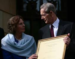 Sco queen anne o romanie. Principesa Ana De Bourbon Parma SoÅ£ia Regelui Mihai Nunta Din Exil Dintre O PrincipesÄ CatolicÄ Si Un Rege Ortodox O Privire In Istorie Galerie Foto Video