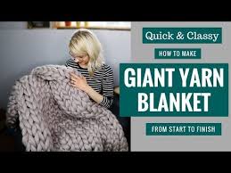 Chunky knit blanket ideas and more. Are You Interested In Learning How To Arm Knit Blanket That Is So Super Chunky And Super Cozy That Will Fill U Giant Yarn Diy Knit Blanket Arm Knitting Blanket
