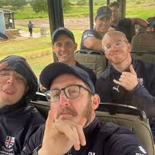 Rogan Barry Comins (@iamroguesa) • Instagram photos and videos