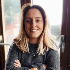 Katrina Rae (@k_besty)