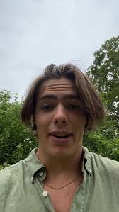 Beställ en personlig video från Jacob Widell Zetterström