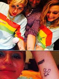 All about miley cyrus tattoos!! Miley Cyrus Tattoos Und Ihre Bedeutungen