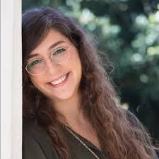 Nicole Wissmann's Instagram, Twitter & Facebook