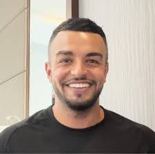 Alan Oller's Instagram, Twitter & Facebook