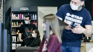 Malheureusement astrid, les coiffeurs sont considérés comme un commerce non essentiel. Valenciennes Objectif 200 Coupes A 1 Pour Les Etudiants Et Du Renfort Attendu