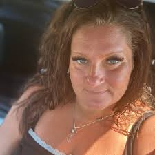 Lynda Holder (@eyes__talk) • Instagram photos and videos