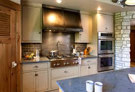 Our goal is to provide high quality products and outstanding services at discounted prices to contractors and homeowners for commercial, residential and home remodeling projects. See This Antique Persona Kitchen Showplace Cabinetry