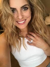 Victoria Mathis's Instagram, Twitter & Facebook