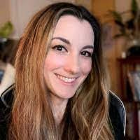 Amy Schlueter's Instagram, Twitter & Facebook