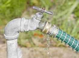 Https Www2 Ljworld Com News 2013 Aug 12 Fix It Chick How Fix Leaking Garden Hose