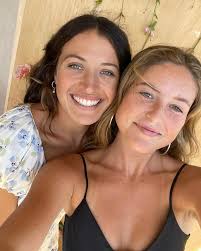 only 23 days left 💍🤍 feeling so loved and blessed with the amazing women  in my life