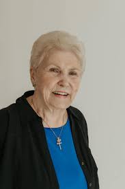 Susan Schill's Instagram, Twitter & Facebook