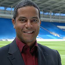 Rugby is increasingly said to be no country for old men but this oldest six nations 2021 xv packs another busy day in the rugby union game as we preview the six nations games and bring you the. Jeremy Guscott Former Rugby Player Who Now Has A Media Career And Is A Regular Rugby Pundit On Bbc S Rugby Special