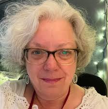 Time to Liver it up a little! Saucy chicken livers served with a fresh  portuguese roll at Rs180 only. Dine in at our Casa, order it online to your  doorsteps or drive