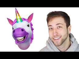 Impressions and Singing with ANIMOJI filters!